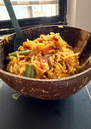 A picture of Chicken veggie masala.
