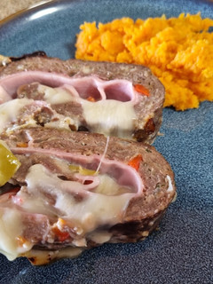 Una foto de Arrollado de carne 😋😋