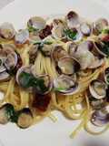 Linguine con lupini rucola e pomodori secchi