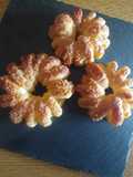 Ciambelline di mele in sfoglia