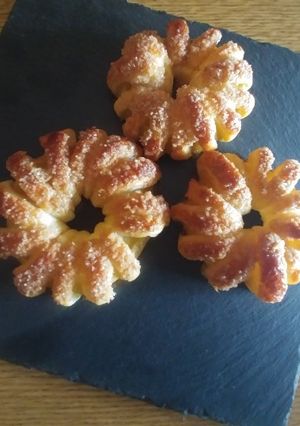 Foto di Ciambelline di mele in sfoglia