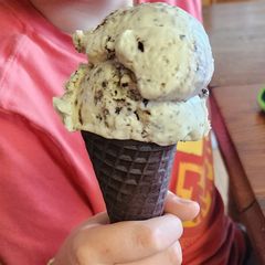 A picture of No Churn Oreo Ice Cream.