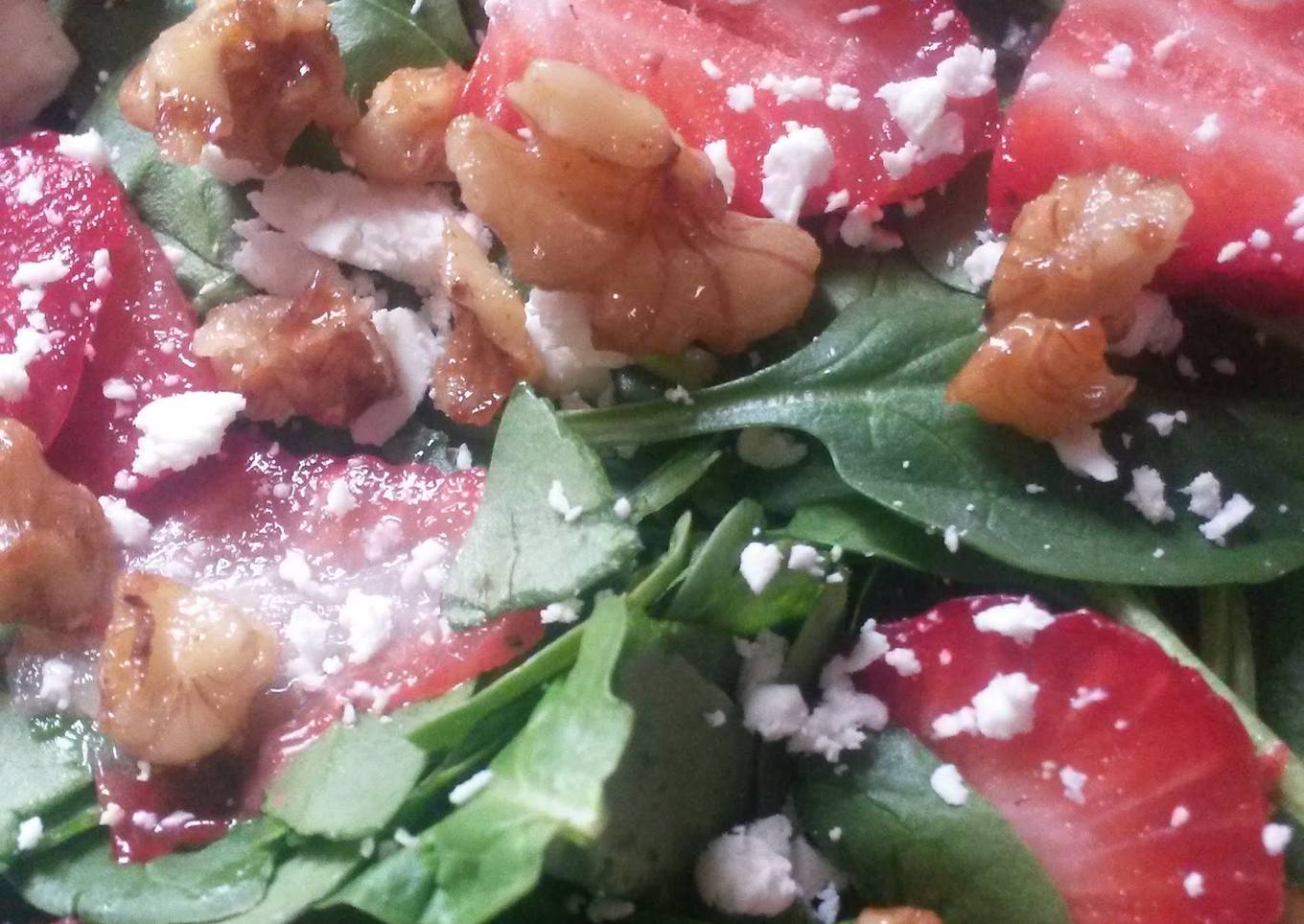 Strawberry and Spinach Salad