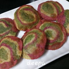 A picture of Tri colour puris.