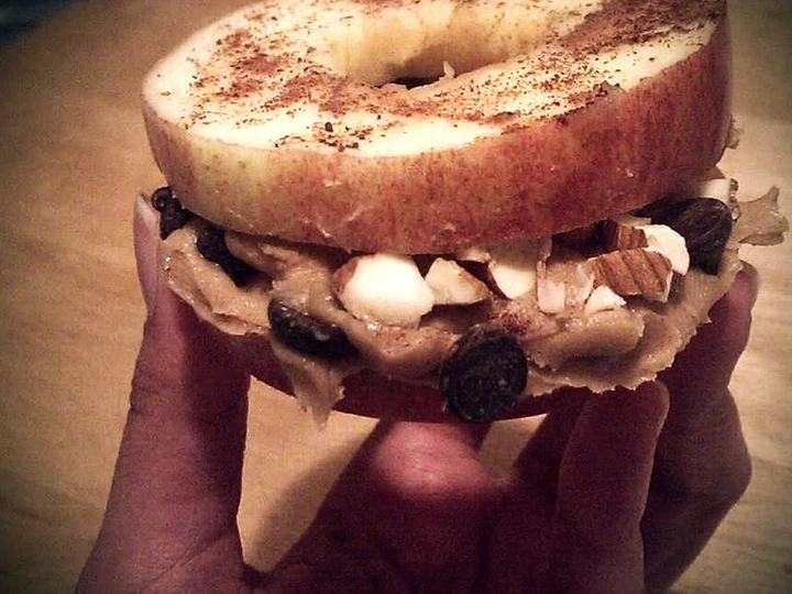 Recipe Peanut Butter Apple Sandwiches the Awesome  So Delicious