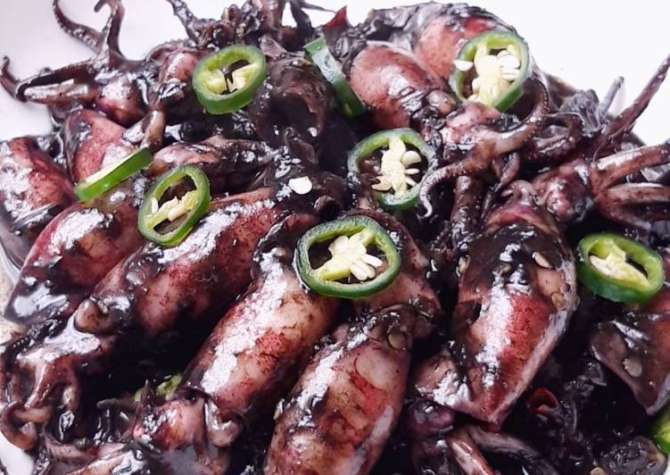 Cumi masak hitam pedas (keto friendly)