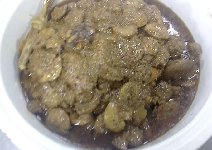 Rendang jengkol