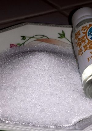 A picture of D.I.Y Infused Sugars.