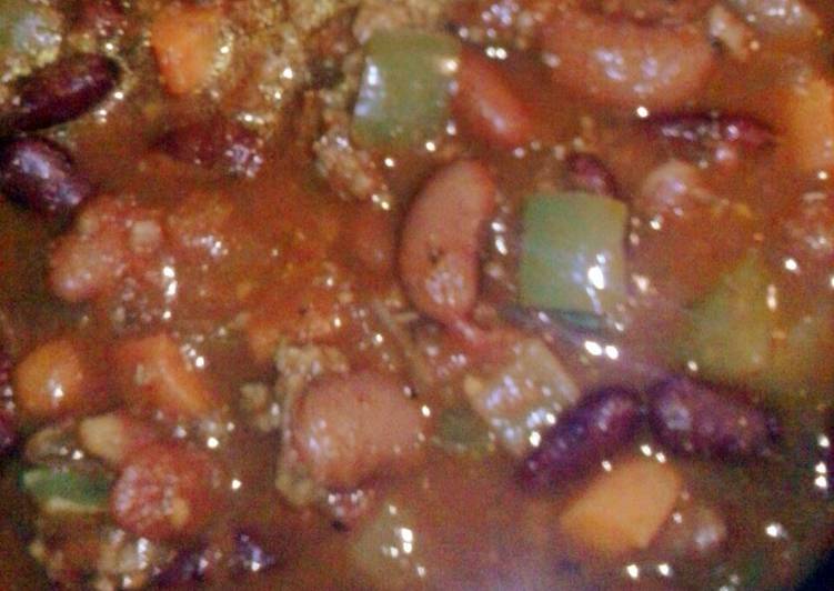 Recipe of Super Quick Homemade Guaranteed Great Game Day Chunky Crock Pot Chilli