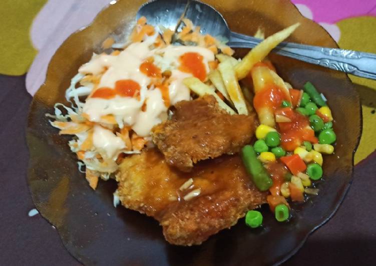 Resep Terbaik Chicken Katsu plus Salad ala Hokben dengan saos brown Steak Gurih Mantul