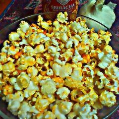 A picture of Sriracha Popcorn.