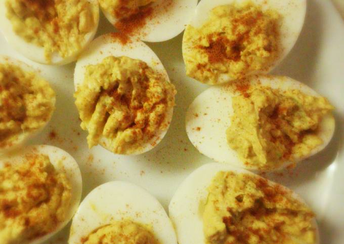 Step-by-Step Guide to Make Any-night-of-the-week Paleo Avocado Deviled Eggs