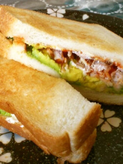 A picture of Kua'aina-Style Avocado & Tuna Toasted Sandwiches.