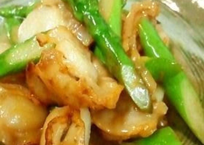 Stir Fried Baby Scallops and Asparagus with Butter and Soy Sauce