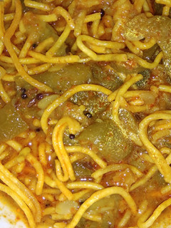 સેવ ગલકા નું શાક (Sev Galka Shak Recipe In Gujarati) રેસીપી મુખ્ય ફોટો