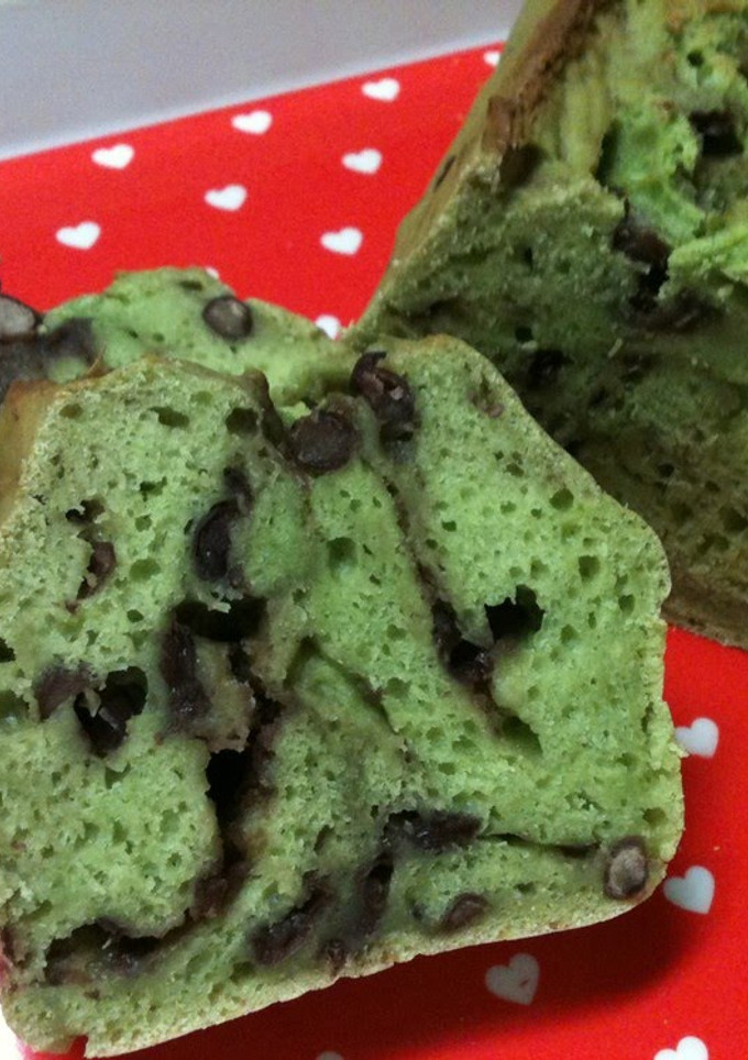 A picture of Simple and Nutritious Tofu Matcha Pound Cake.