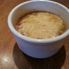 A picture of "Baked French Onion" Soup.