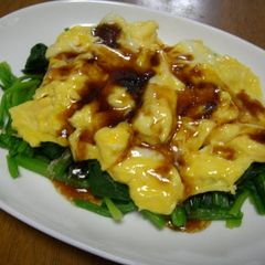 A picture of Spinach with Soft-Cooked Eggs.