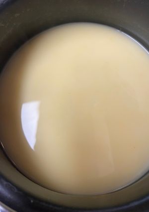 Una foto de Caldo de cocido low cost en slow cooker