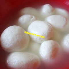 A picture of Rasgulla.