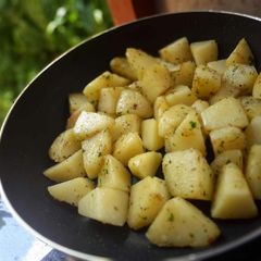 A picture of Parmesan Roasted Potato.