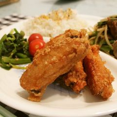 A picture of Homemade Chicken Wing Midsection Karaage.