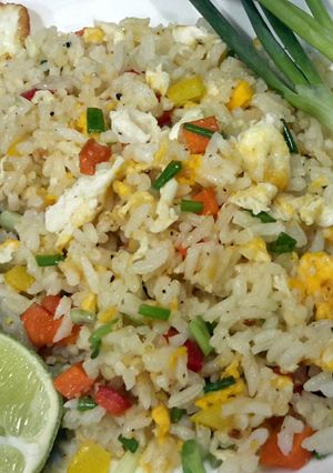 A picture of Egg Fried Rice / Thai Style Serving.