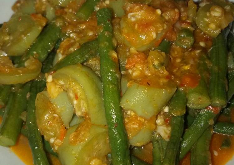 Asam manis terong kacang
