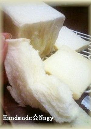 A picture of Even The Crust is White! Fluffy and Moist: Square White Bread (Shokupan).