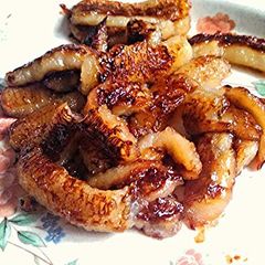A picture of Golden fried bananas.