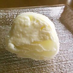 A picture of Cream Cheese Chilled Daifuku.
