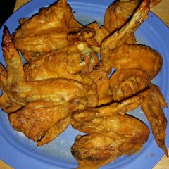 A picture of Super Crispy Baked Wings.