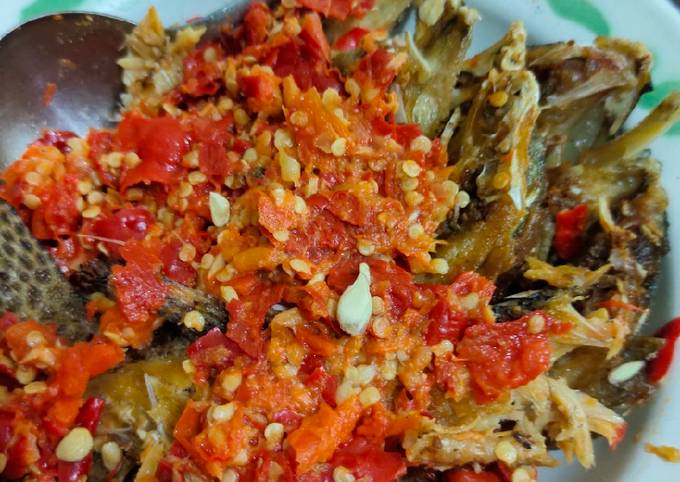 Langkah Mudah untuk Membuat Sambal ikan kering/ikan asin, Menggugah Selera