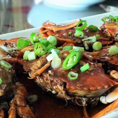 A picture of Chili Crab.