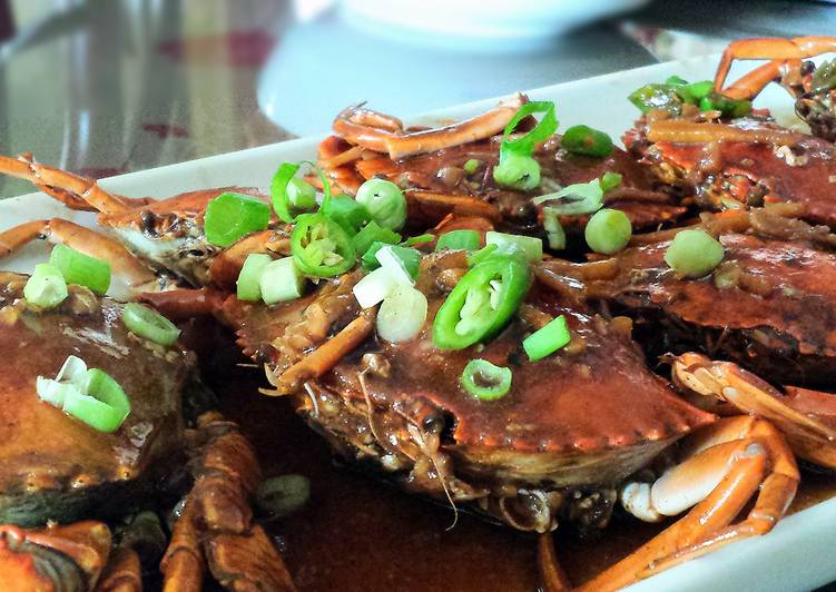 Simple Way to Prepare Homemade Chili Crab