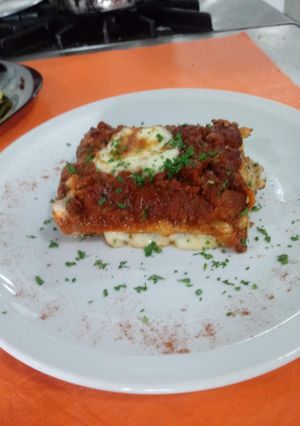 Una foto de Lasagna de ricotta y verdura con salsa bolognesa