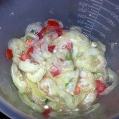A picture of Pasta's Cucumber Salad.