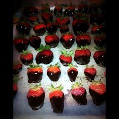 A picture of Dark Chocolate Covered Strawberry.