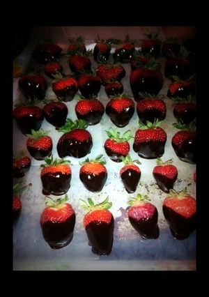 A picture of Dark Chocolate Covered Strawberry.