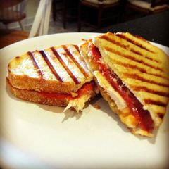 A picture of Cantimpalo & Turkey Panini.