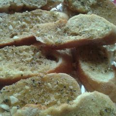 A picture of Garlic bread.