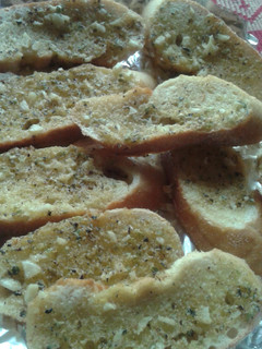 A picture of Garlic bread.