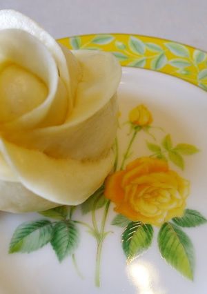 A picture of Rose Shaped Steamed Bread.
