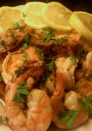 A picture of Sunshine's shrimp in lemon butter.