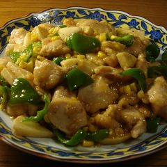A picture of Tender Stir-fried Bamboo Shoot and Chicken.