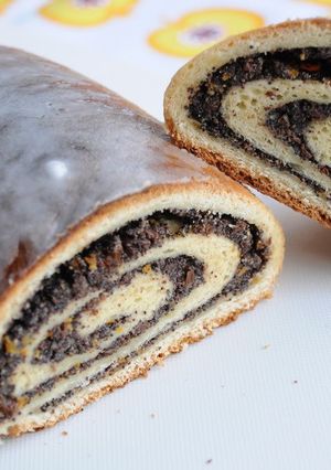 A picture of Polish Poppy Seed Cake.