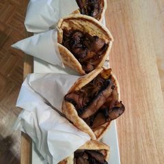A picture of Pita Portobello.