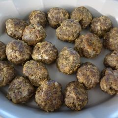 Lee's Easy Italian Meatballs A picture of Lee's Easy Italian Meatballs.