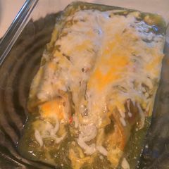 A picture of Chicken Verde Enchiladas.