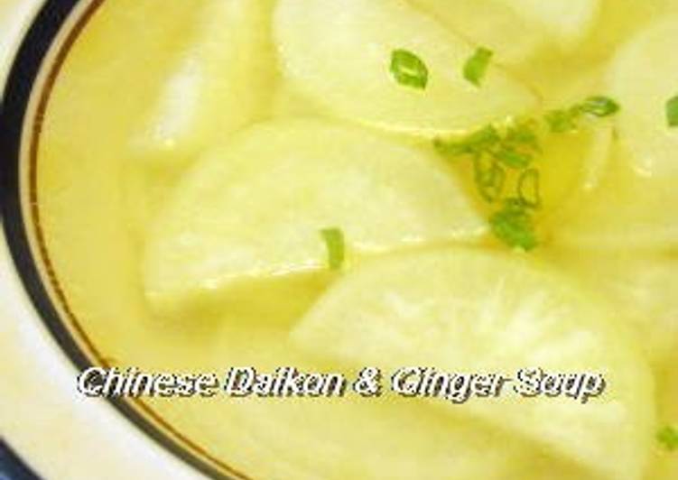 Chinese Daikon Radish and Ginger Soup